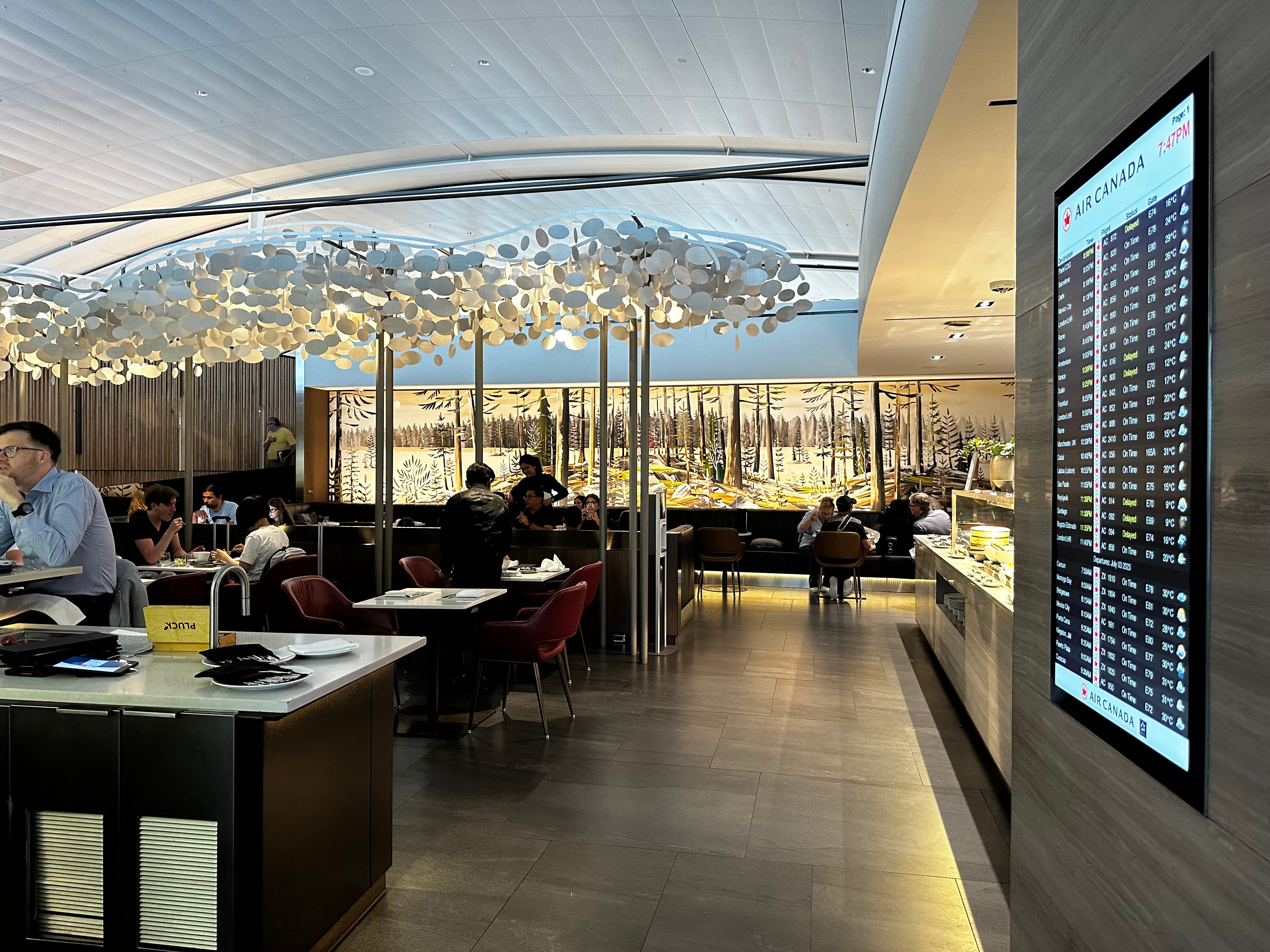 My Visit to the Air Canada Signature Suite | by Daniel | Medium