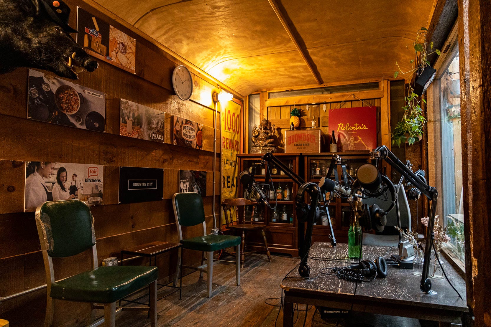 The New York Radio Station Which Only Talks About Food. | by Gavin