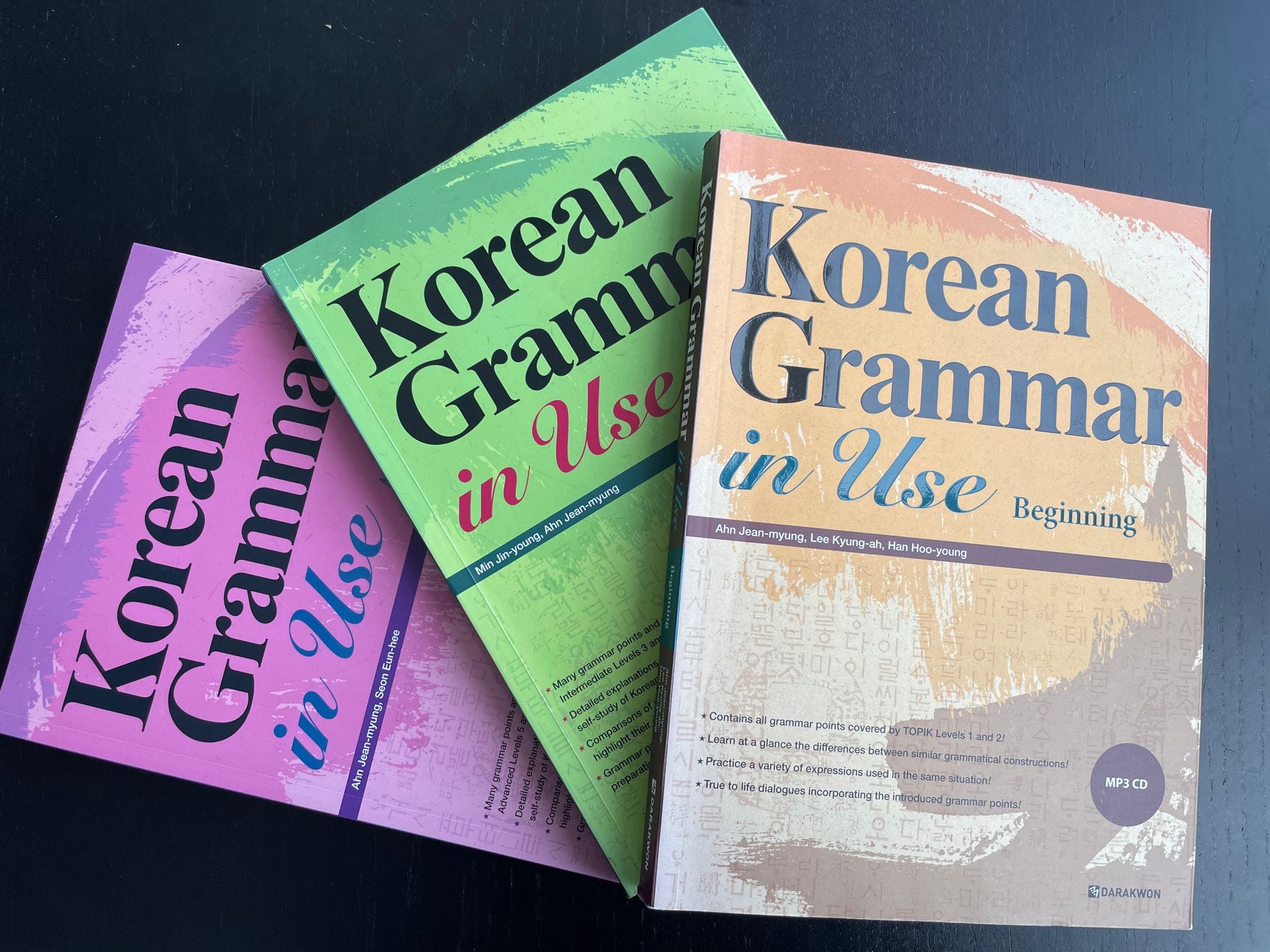 Korean Grammar in Use — An Honest Review | by La_Catalaneta | Medium