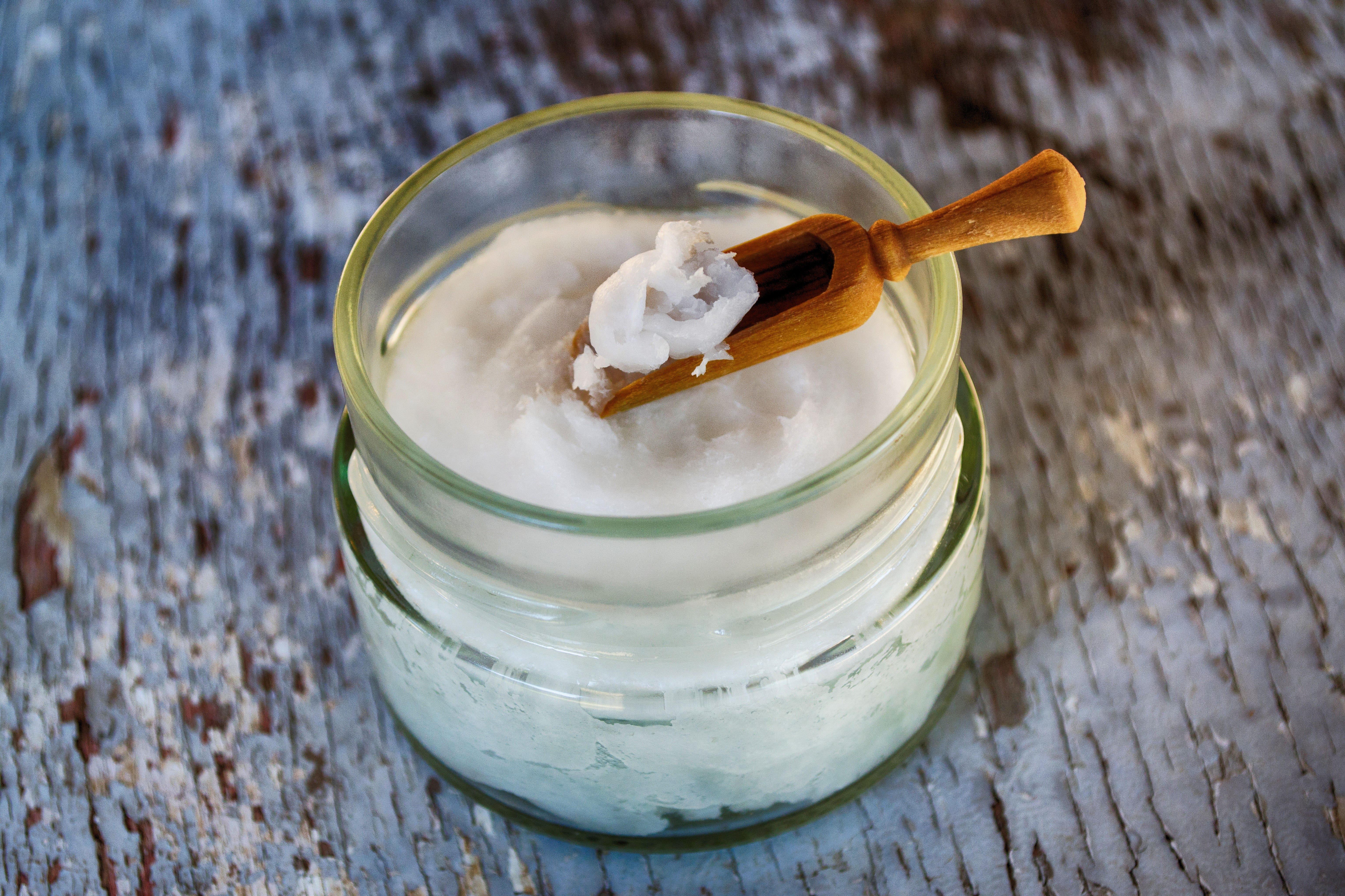 Should You Be Using Coconut Oil Instead of Lube? | by Nadège, sex scholar |  Sexography