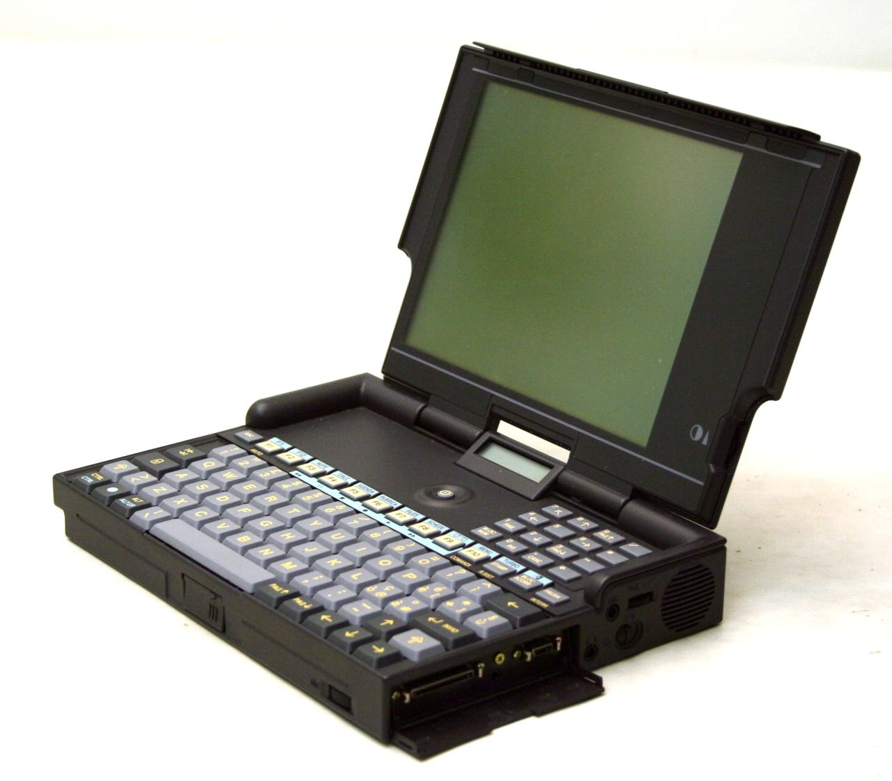 From the archive: Olivetti Quaderno review | by Machina