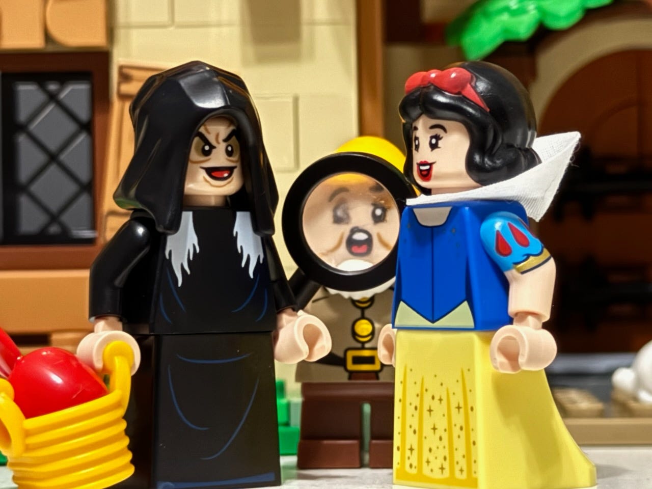 The Snow White And The Seven Dwarfs LEGO Set Brings Back Long
