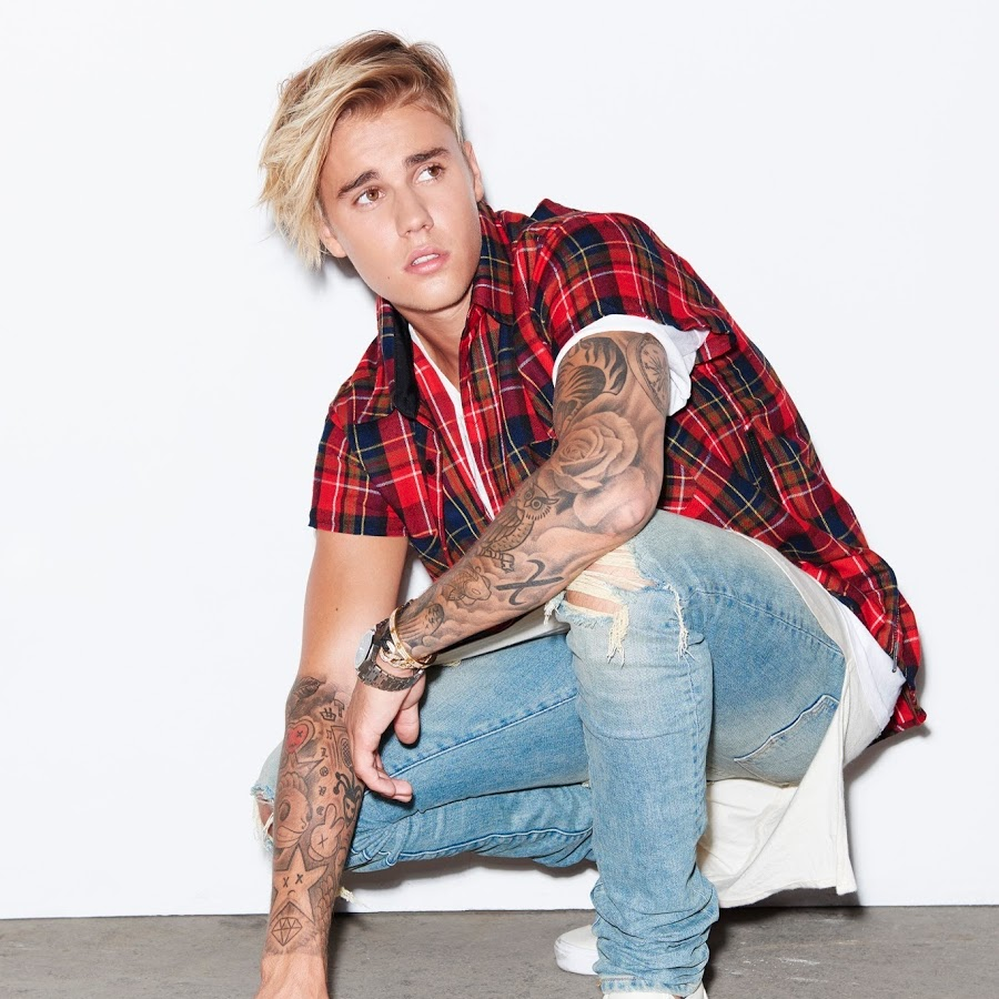 Justin Bieber: Has the World Talking Without Even Trying | by Luca Macera |  RTA902 (Social Media) | Medium, image size:900x900