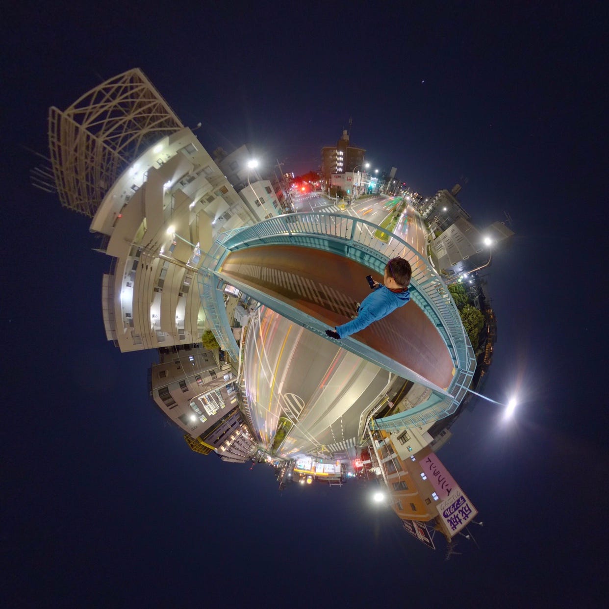 RICOH THETA Z1試用機レビュー、夜景でもHDR合成撮影で十分撮影できる