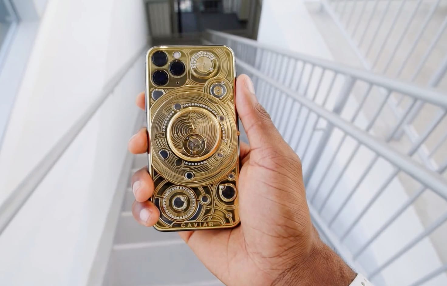 Watch what's inside the $100K iPhone 11 Pro, the most