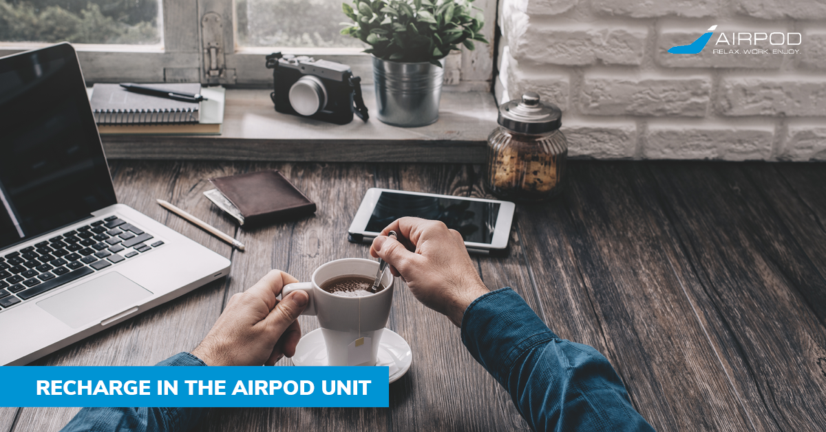 recharge air pod Chargeur sans fil pour Airpod, conçu pour Airpods 4 (ANC)/3e/2e génération,  pour AirPod Pro 3 (2025)/2e génération, écouteurs sans fil, fins et main image 1