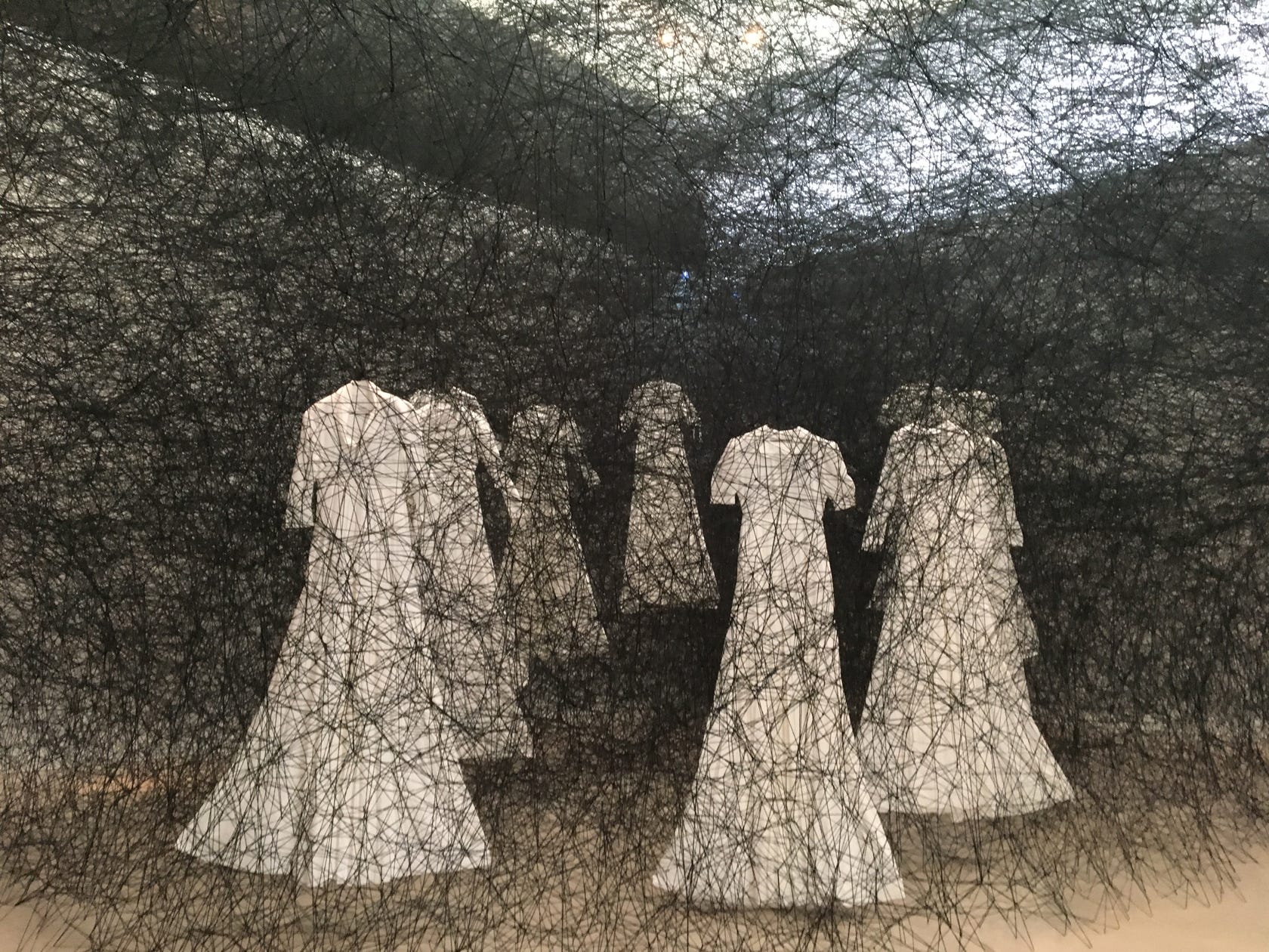 蜘蛛の糸 - アート・デザイン・音楽展覧会カタログ　豊田市美術館 蜘蛛の糸 - アート・デザイン・音楽展覧会カタログ 豊田市美術館