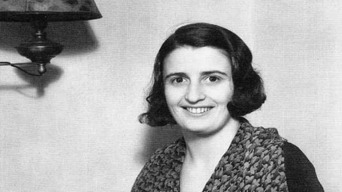 Things That You Can Learn From a Woman Philosopher, Ayn Rand, to Gain  Happiness | by Fadlan | Bottomline Talks | Medium