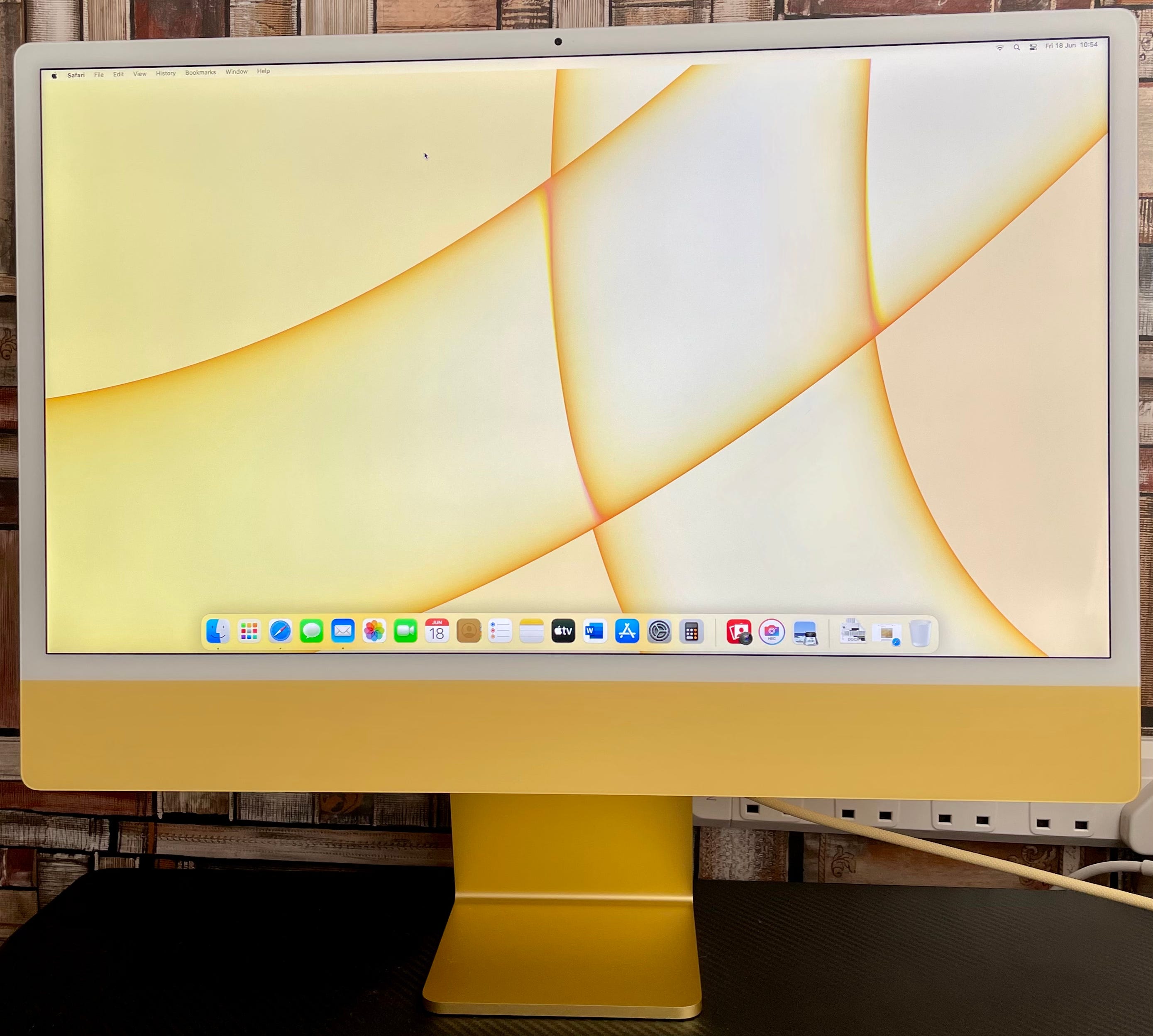 Macデスクトップ iMac 24-inch Mac Yellow Refurbished 24-inch iMac Apple M1 Chip with 8‑Core CPU and 8