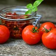 Tomatoes and Ulcerative Colitis — Can you eat tomatoes with ulcerative colitis?