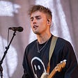 Sam Fender Cancels US Gigs Due To Mental Health — Music News