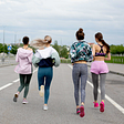 Running alone vs a group — what’s better? The answer may surprise you!