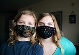 How to wear a facemask