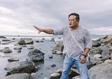 A Traveler Between the Sea and Land | Futuru C.L. Tsai