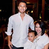Sisca Husein Wiradisuria