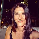 Lauren La'Brooy