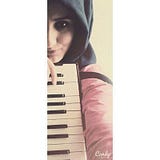 Özge Özaydın