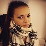 Yasi Schokipoci Honti
