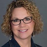 Linette Boline Nelson