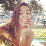 Julia Custódio
