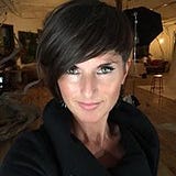Sylvia J. Les Cheveux