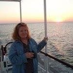 Anne Garcia Garland