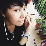 Crazi damn screenwriter.