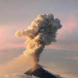 火山腳下的二三事