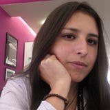 Andrea Flores