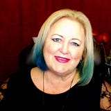 Elaine Lindsay