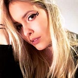 Fernanda Naves Coutinho