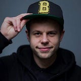 Tobias Theil