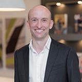 Dr Alistair Graham