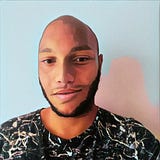 Manu gère des projets