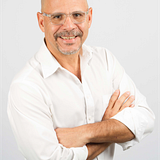 Miguel León