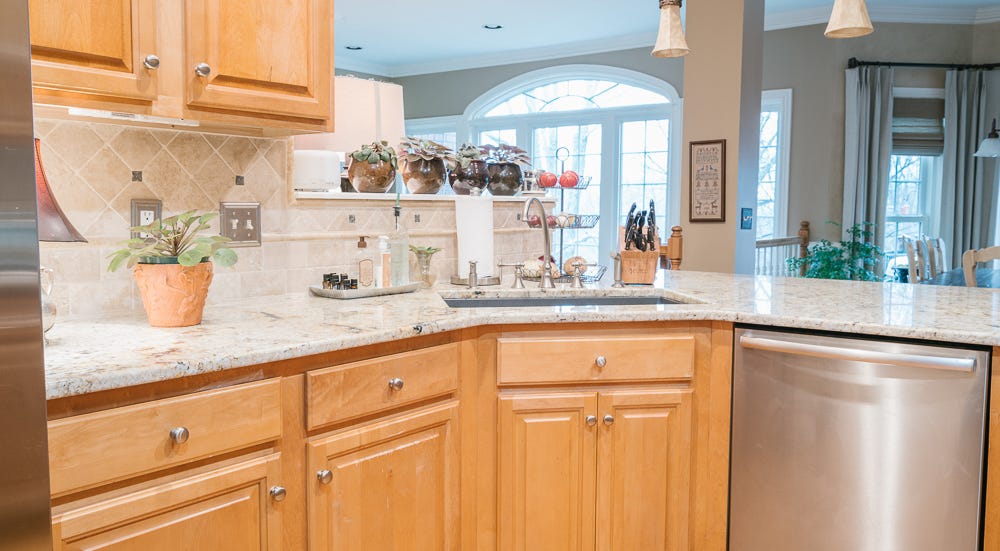 Professional Kitchen Cabinet Refacing Services That Are Completely