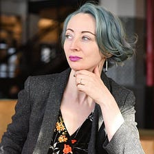 AWESOME BLOGGER ALERT!!