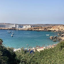 🏝 A Beach You Should Visit 🏖 Paradise Bay Malta 🇲🇹