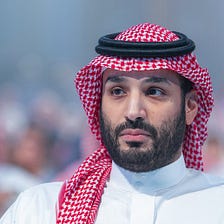 Saudi crown prince kicks off regional tour in Egypt