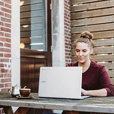 How to Create a Copywriting Portfolio: The Ultimate Guide (With Examples)