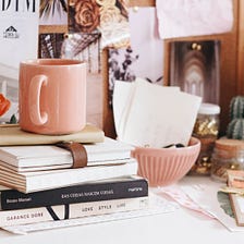 Want To Be A Better Writer? Read These 25 Books!