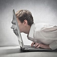 Online friends vs Offline friends