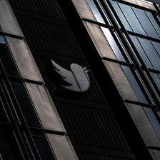 Twitter’s C-suite clears out as Musk cements power over the…