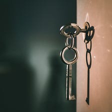 What are Keys in React?