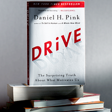Cómo funciona la motivación — reseña del libro Drive