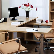 5 Ways to Declutter Your Workspace
