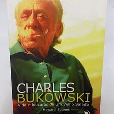 “Um entrevistador alemão sentiu-se tão intimidado ao conhecer Bukowski que não conseguiu fazer…
