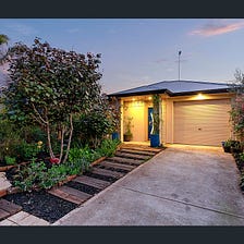 Buying and Selling Houses, Australia