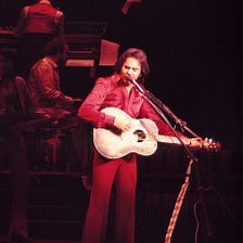 Neil Diamond must apologize for the pain he’s caused all the Carolines