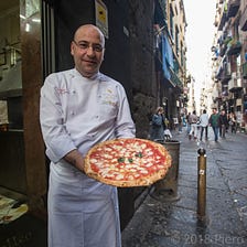 A Naples pizzeria story